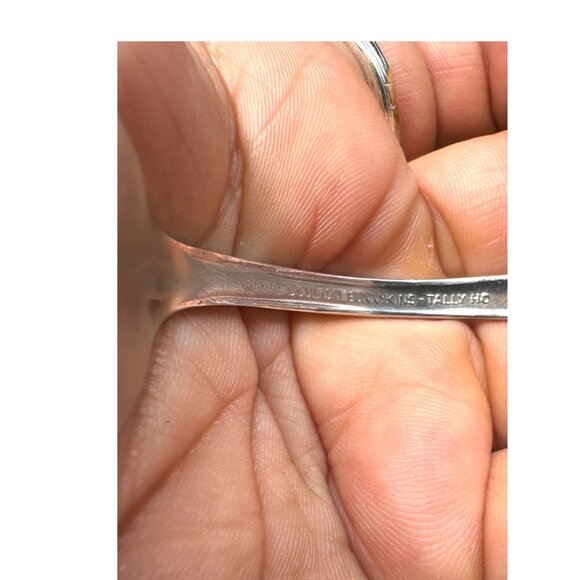 Royal Doulton Bunnykins Tally Ho Vintage Infant Spoon Cuff Bracelet - Picture 6 of 11